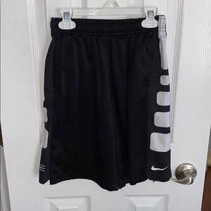nike elite basketball shorts